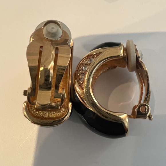 Vintage Swarovski Crystal Earrings Black Enamel and Gold-Tone Swan Marked - Picture 10 of 12